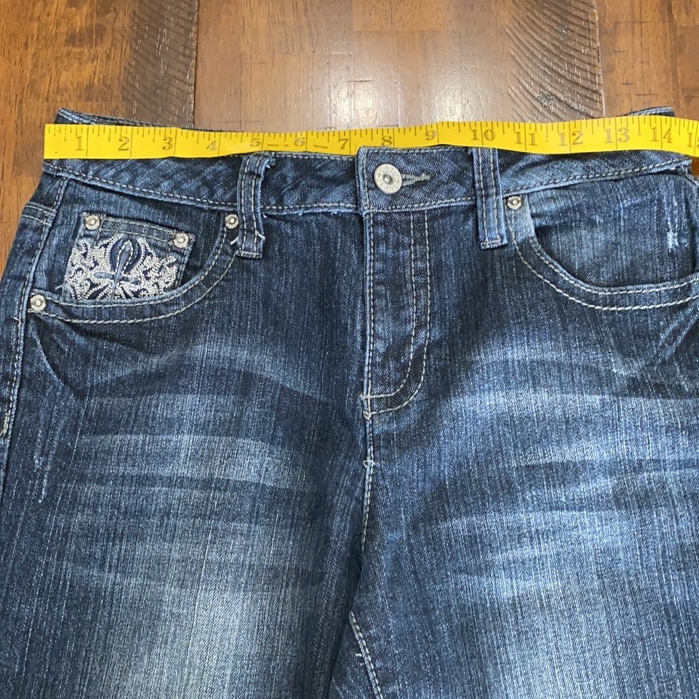 Capri Jeans - Picture 12 of 14